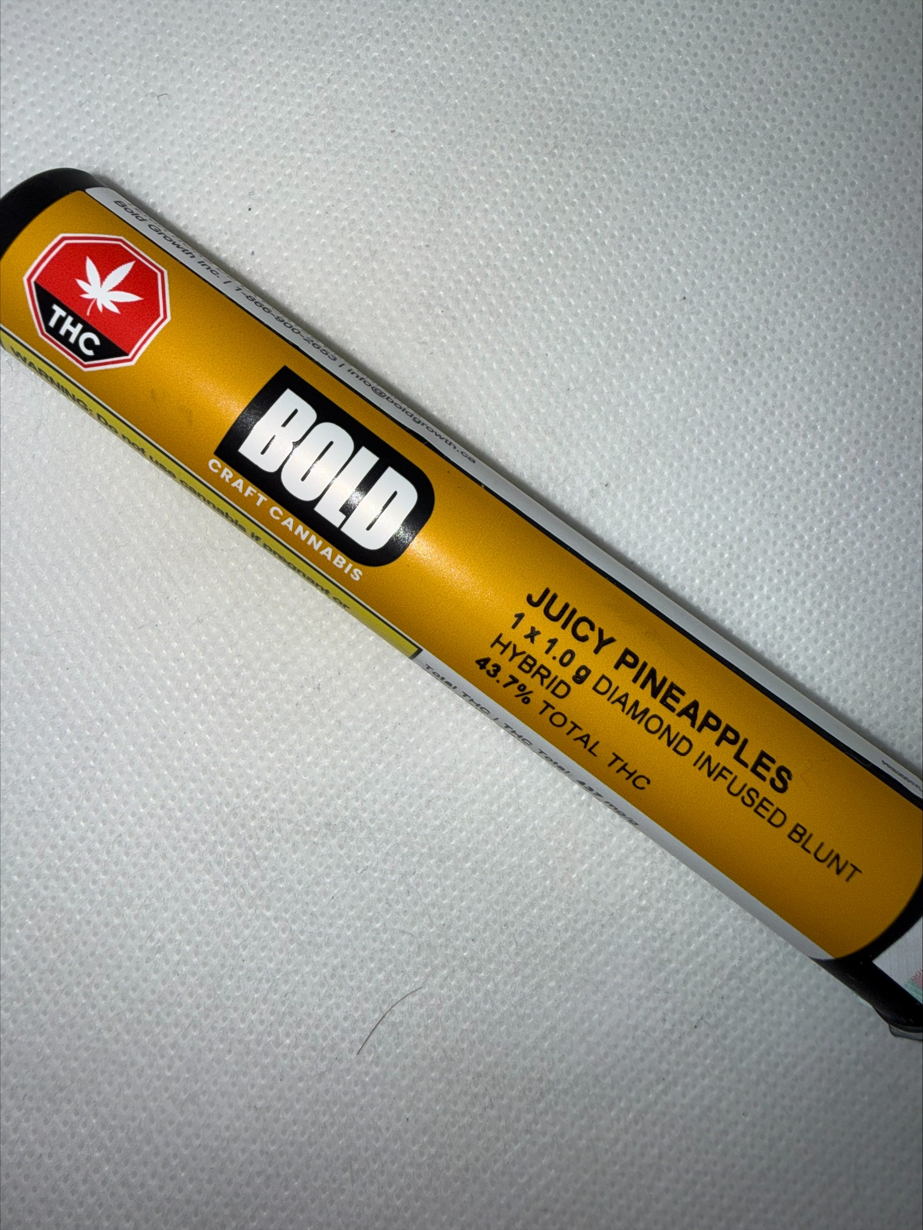 BOLD - JUICY PINEAPPLES DIAMOND INFUSED BLUNT