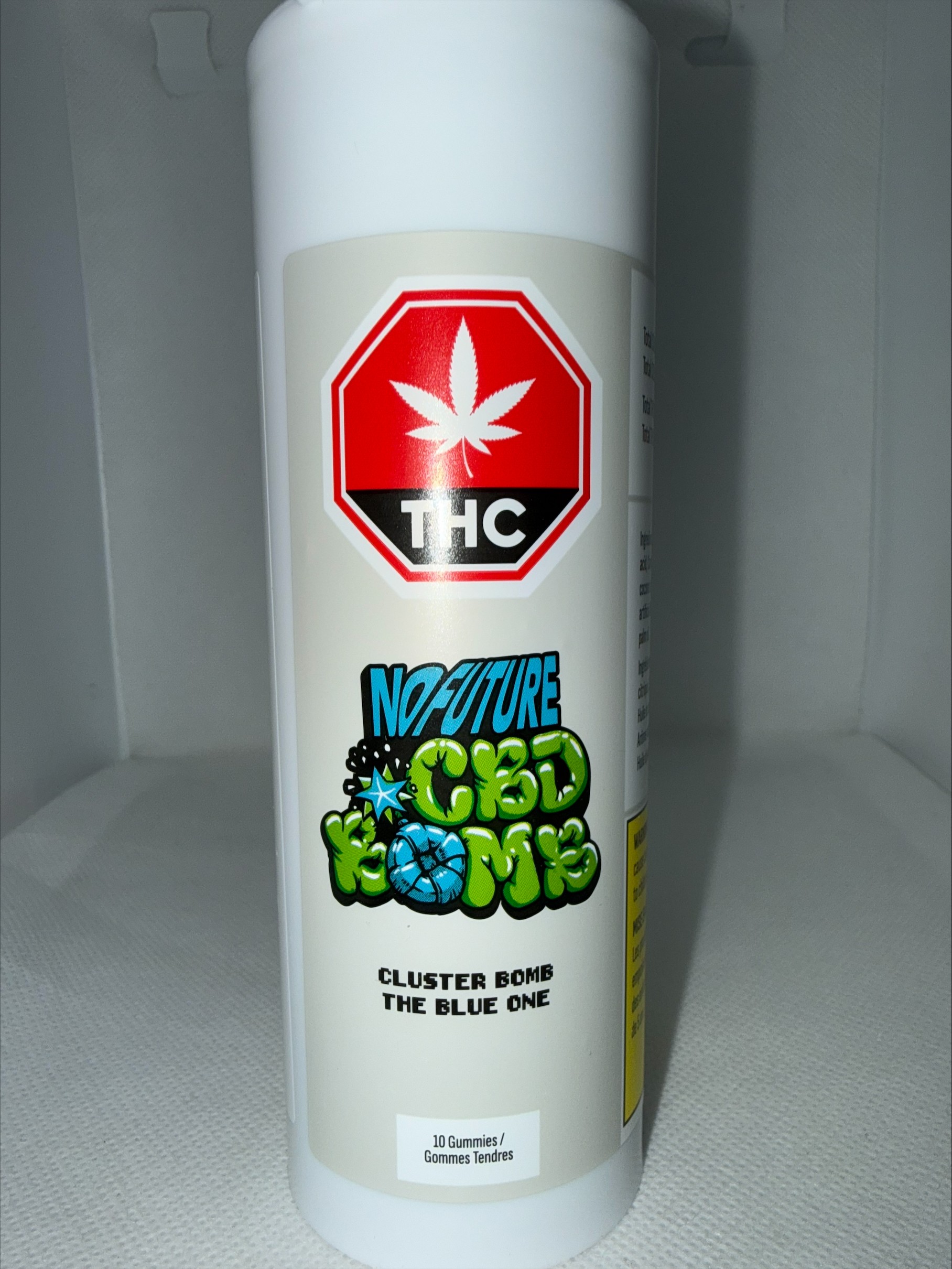 NO FUTURE - CBD CLUSTER BOMB - THE BLUE ONE GUMMIES