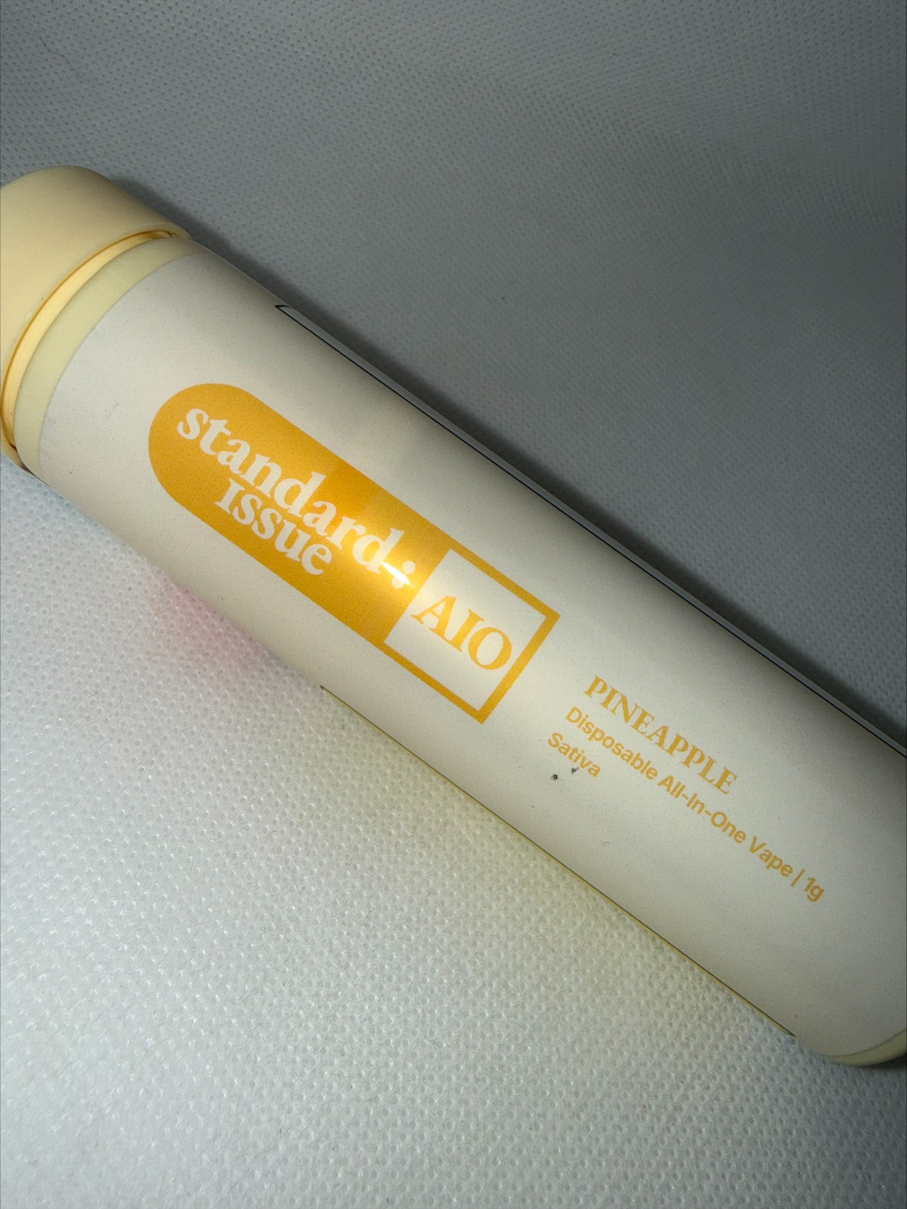 STANDARD ISSUE - PINEAPPLE ALL-IN-ONE VAPE